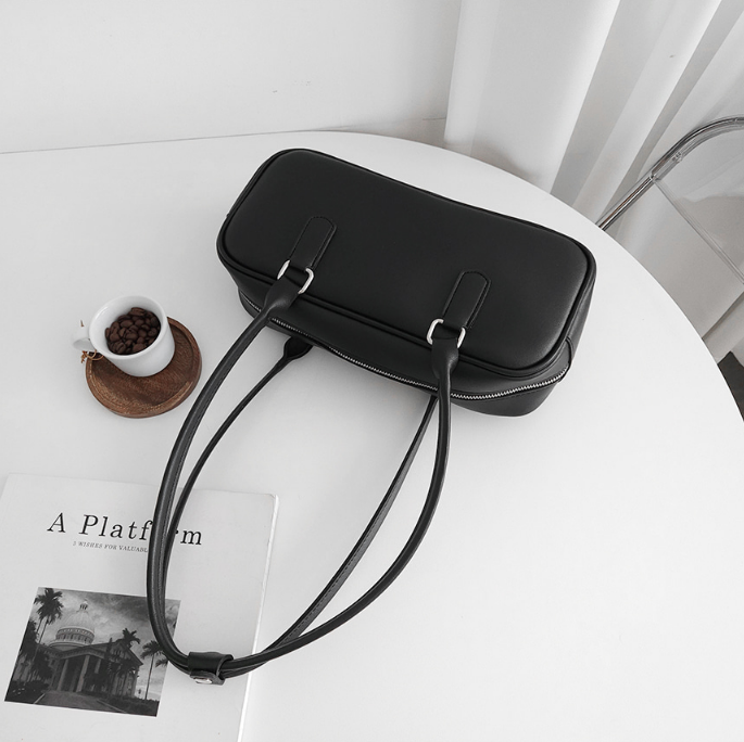 レザー調シンプルショルダーバッグ | 詳細画像6