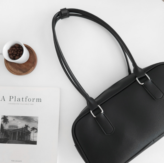 レザー調シンプルショルダーバッグ | 詳細画像9