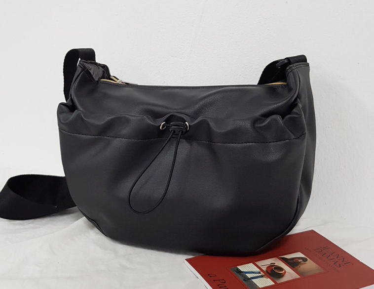 ドローストリングショルダーバッグ | 詳細画像4