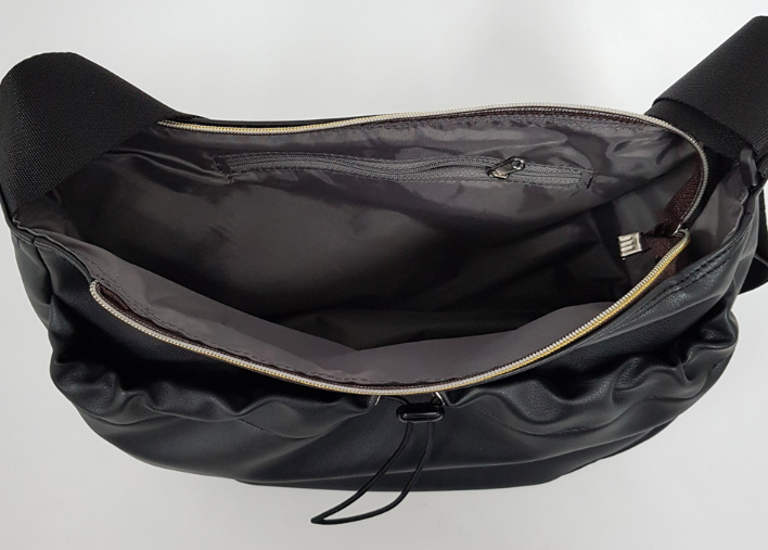 ドローストリングショルダーバッグ | 詳細画像23