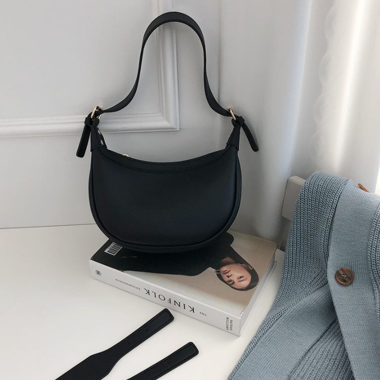 レザー調シンプルショルダーバッグストラップ付 | 詳細画像8