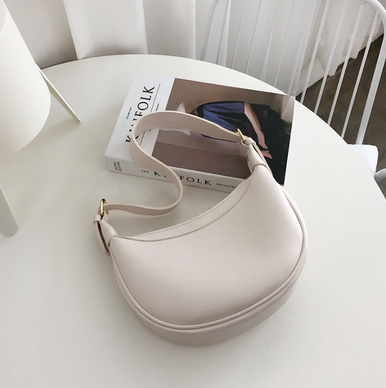 レザー調シンプルショルダーバッグストラップ付 | 詳細画像13