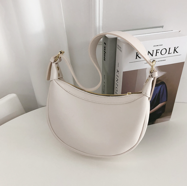 レザー調シンプルショルダーバッグストラップ付 | 詳細画像14