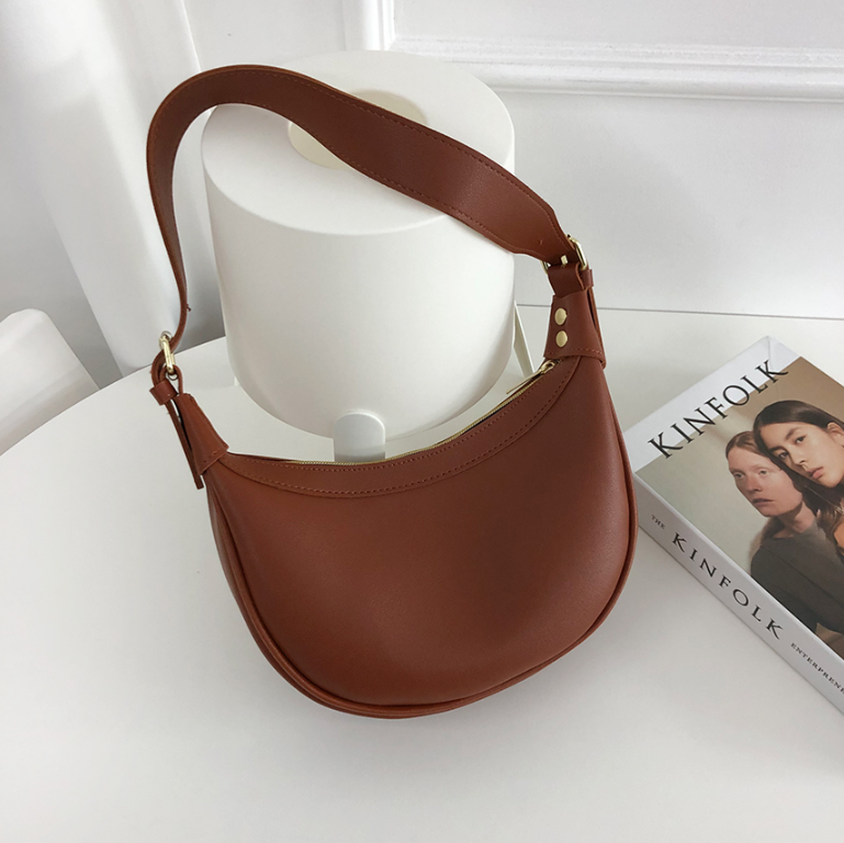 レザー調シンプルショルダーバッグストラップ付 | 詳細画像25