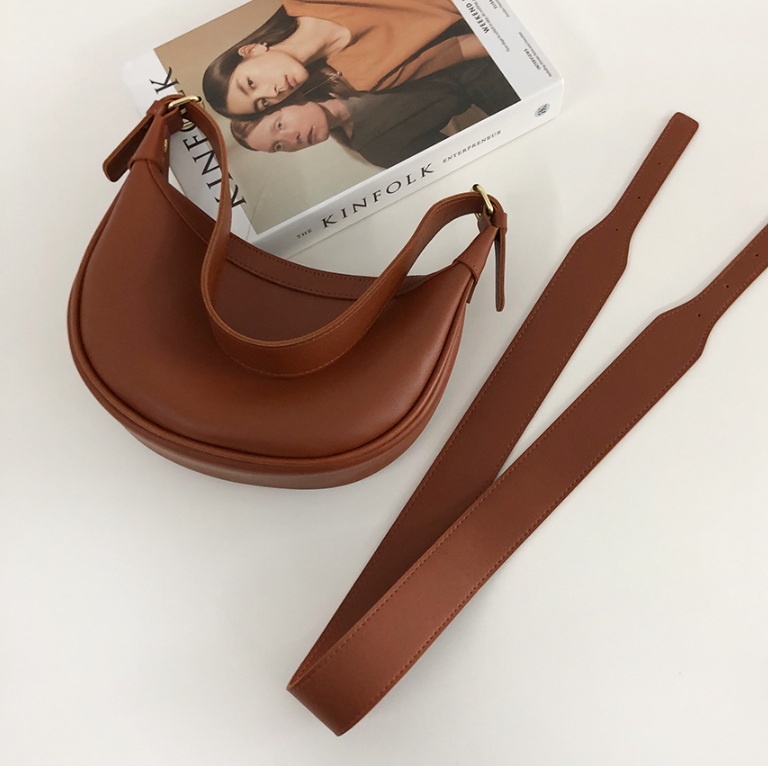 レザー調シンプルショルダーバッグストラップ付 | 詳細画像26