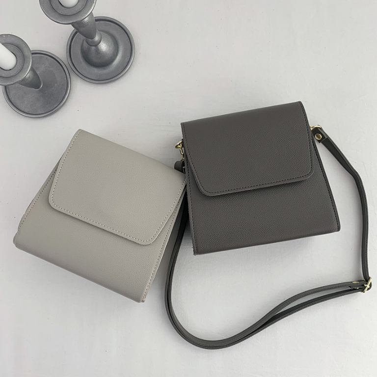 レザー調ショルダーバッグ | 詳細画像21