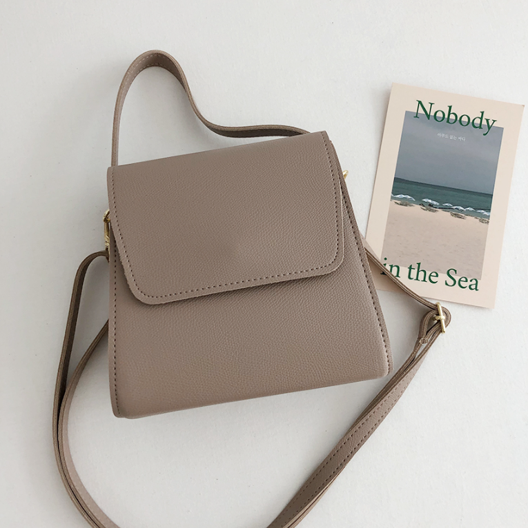 レザー調ショルダーバッグ | 詳細画像31