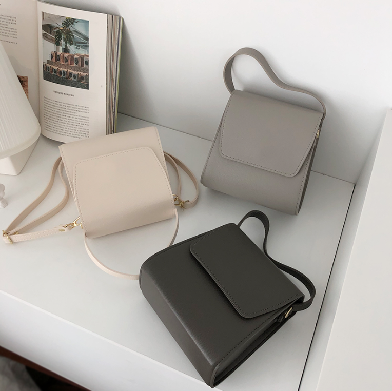 レザー調ショルダーバッグ | 詳細画像37