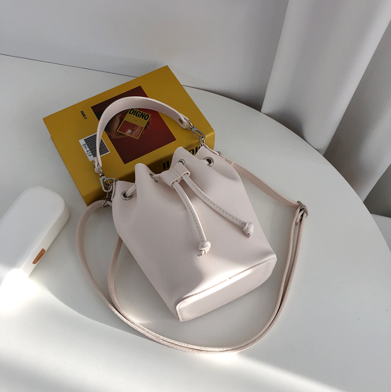 レザー調ショルダーバッグストラップ付 | 詳細画像16