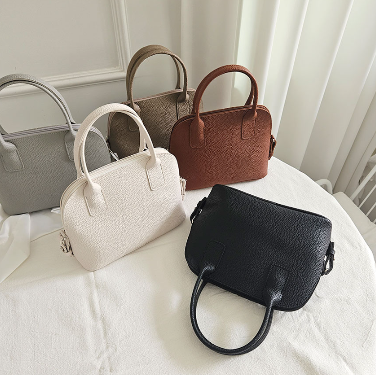 レザー調シンプルショルダーバッグ | 詳細画像2