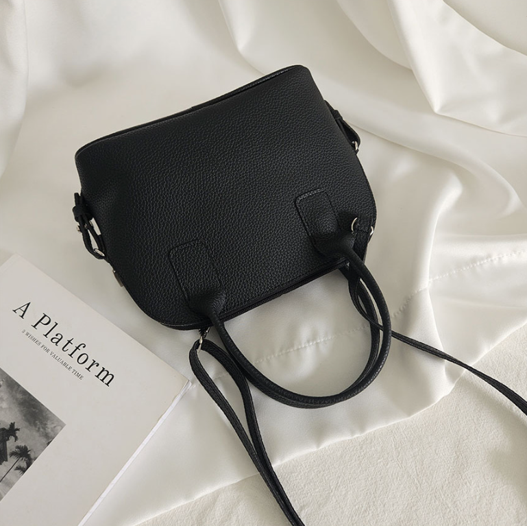 レザー調シンプルショルダーバッグ | 詳細画像9