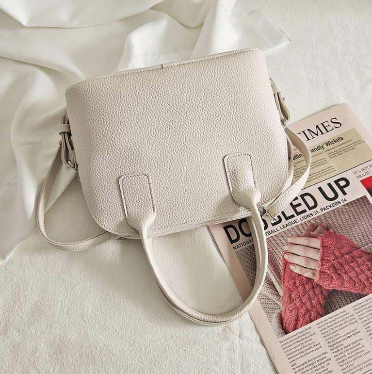 レザー調シンプルショルダーバッグ | 詳細画像11