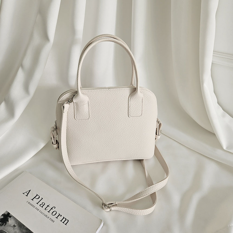 レザー調シンプルショルダーバッグ | 詳細画像13