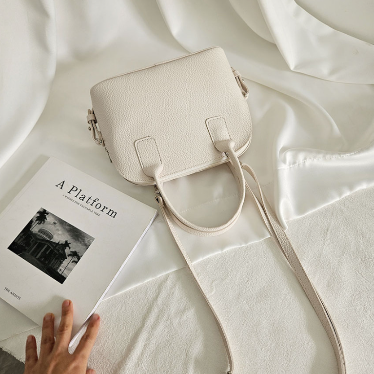 レザー調シンプルショルダーバッグ | 詳細画像17