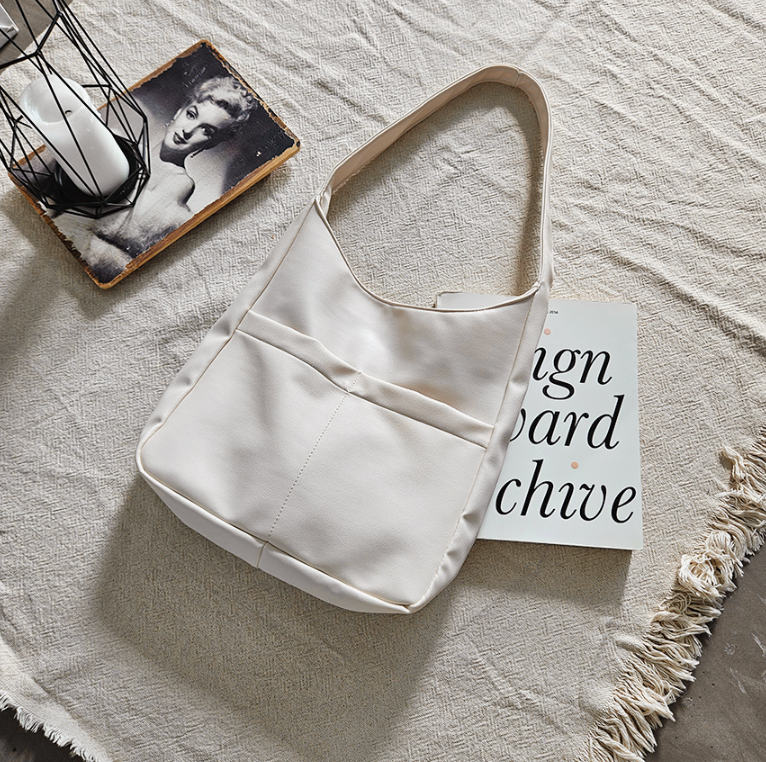 ポケットベーシックビッグショルダーバッグ | 詳細画像12