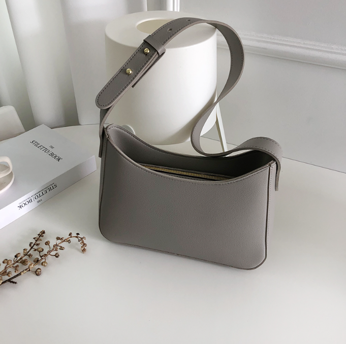 レザー調シンプル無地ショルダーバッグ | 詳細画像17