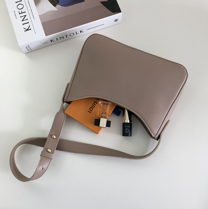 レザー調シンプル無地ショルダーバッグ | 詳細画像22