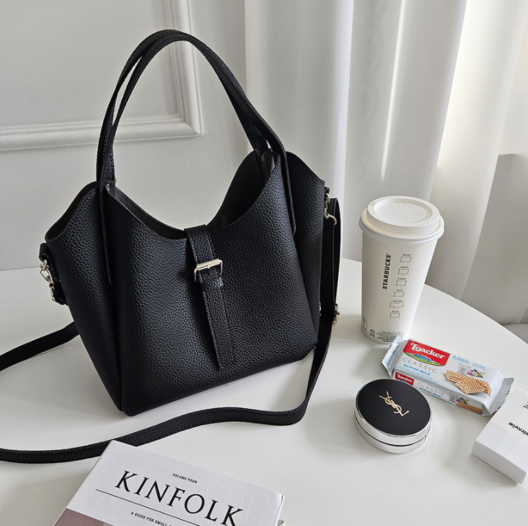 バックルトートバッグショルダーバッグストラップ付 | 詳細画像2