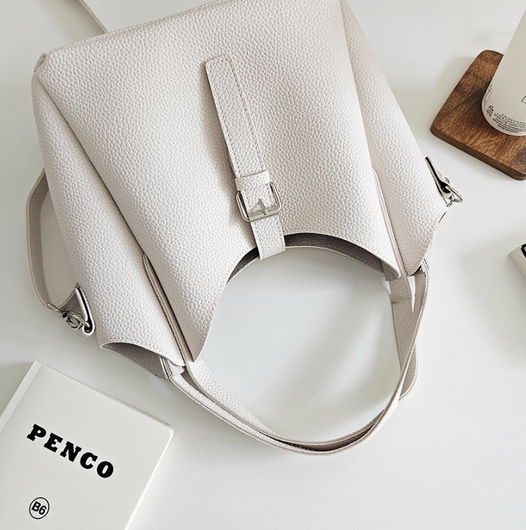 バックルトートバッグショルダーバッグストラップ付 | 詳細画像12