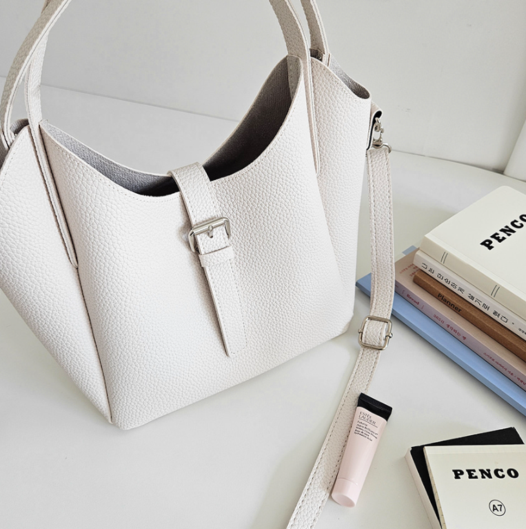 バックルトートバッグショルダーバッグストラップ付 | 詳細画像14