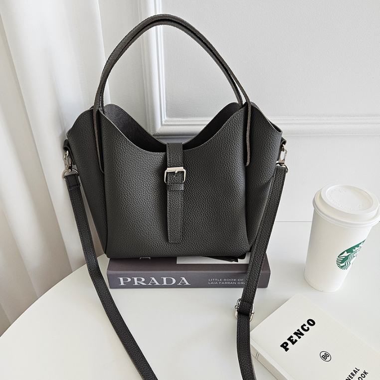 バックルトートバッグショルダーバッグストラップ付 | 詳細画像18