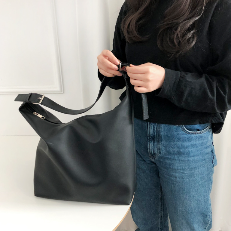 レザー調ビッグショルダーバッグ | 詳細画像6