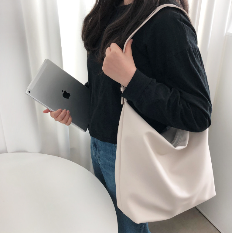 レザー調ビッグショルダーバッグ | 詳細画像8