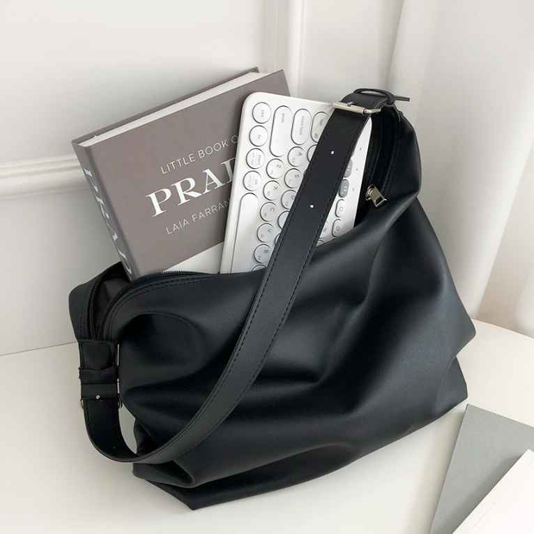 レザー調ビッグショルダーバッグ | 詳細画像14