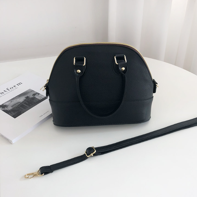 レザー調ショルダーバッグ | 詳細画像6