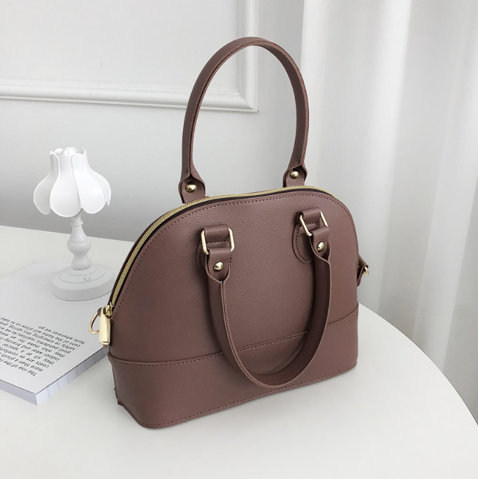 レザー調ショルダーバッグ | 詳細画像24