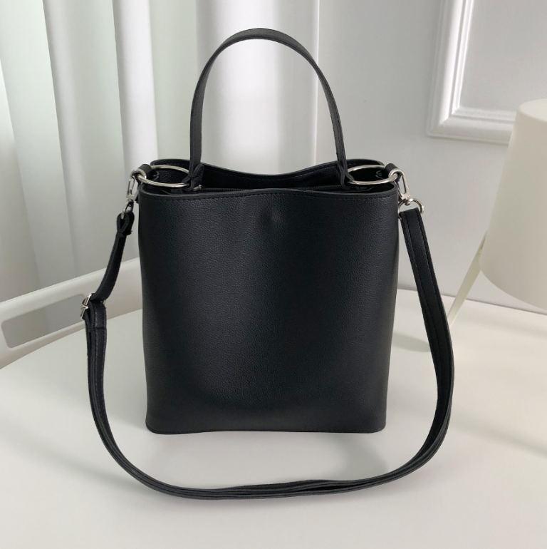 レザー調ショルダーバッグトートバッグ2WAYストラップセット(バックルあり) | 詳細画像24