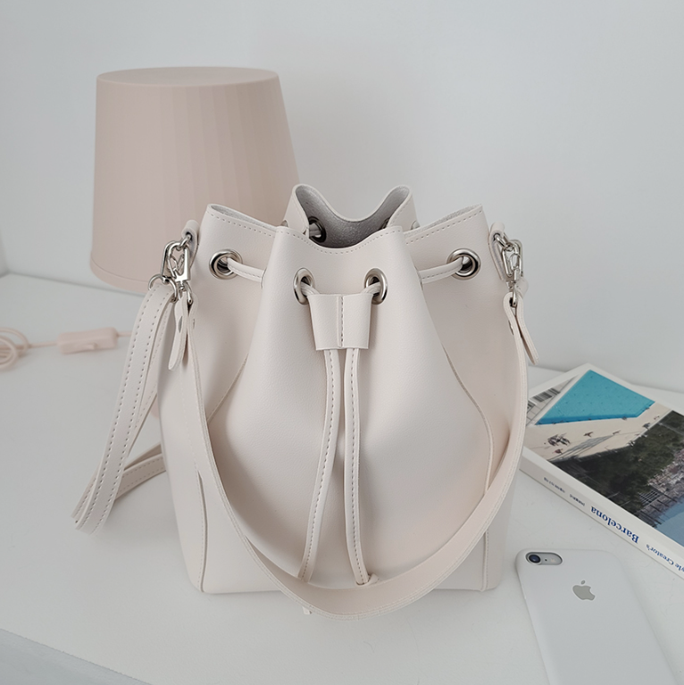 レザー調ショルダーバッグトートバッグ2WAYストラップセット(バックルあり) | 詳細画像9