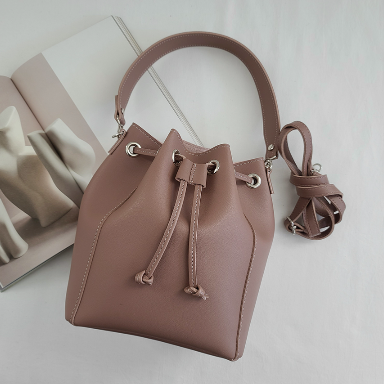 レザー調ショルダーバッグトートバッグ2WAYストラップセット(バックルあり) | 詳細画像17