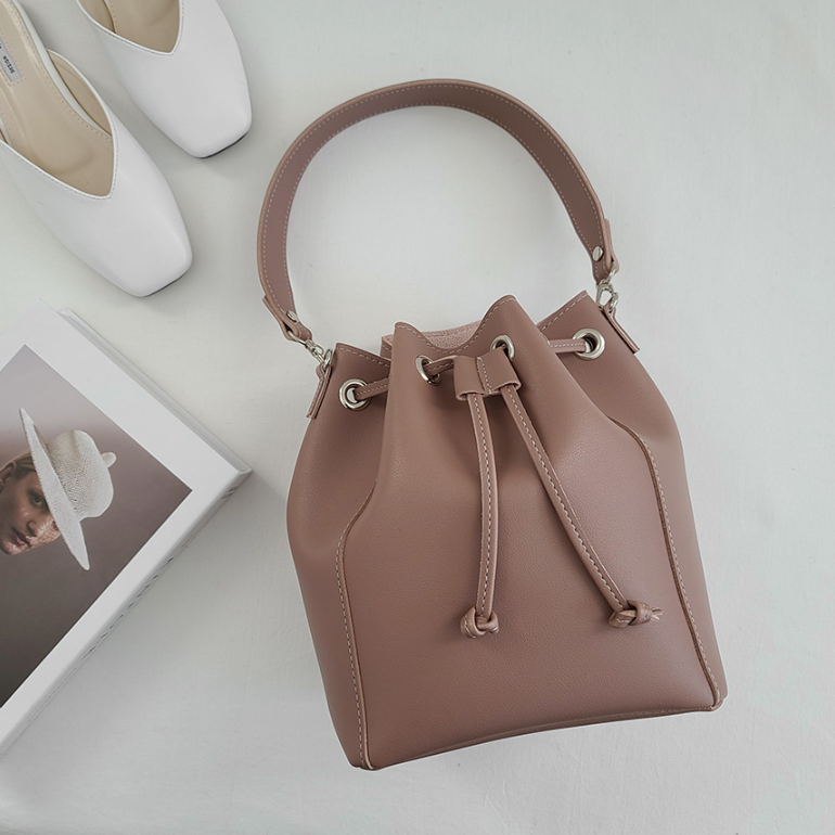 レザー調ショルダーバッグトートバッグ2WAYストラップセット(バックルあり) | 詳細画像18