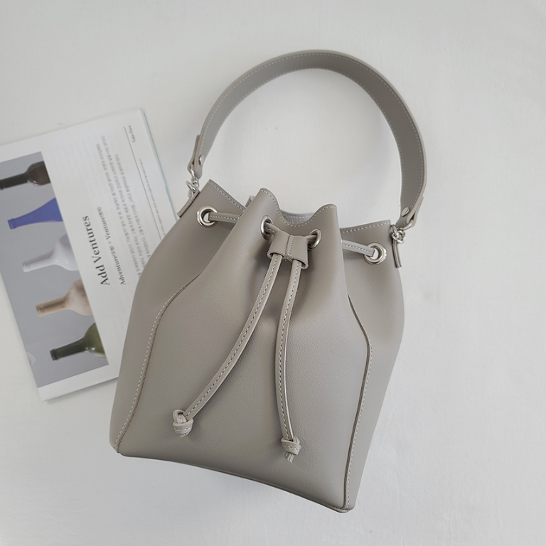 レザー調ショルダーバッグトートバッグ2WAYストラップセット(バックルあり) | 詳細画像19