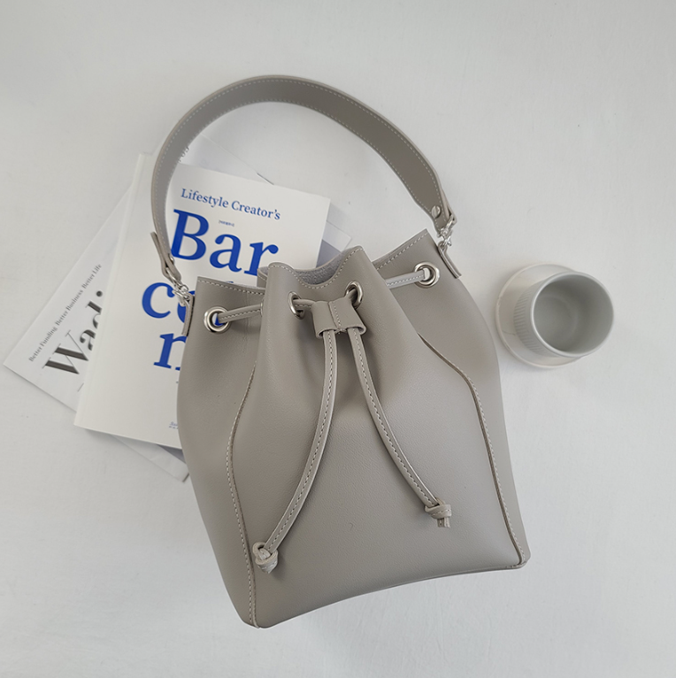 レザー調ショルダーバッグトートバッグ2WAYストラップセット(バックルあり) | 詳細画像21