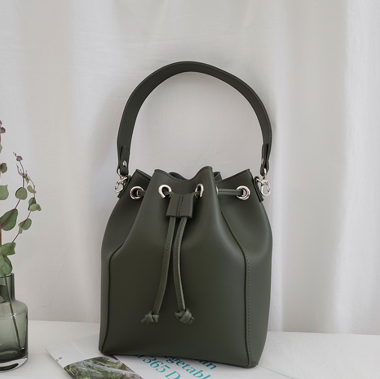 レザー調ショルダーバッグトートバッグ2WAYストラップセット(バックルあり) | 詳細画像28