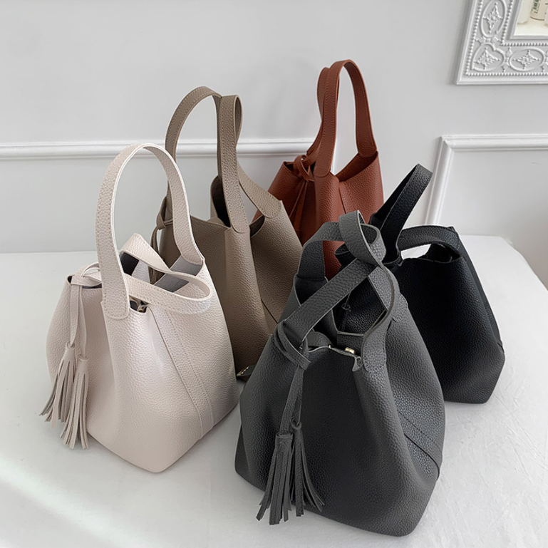 レザー調トートバッグ | 詳細画像2