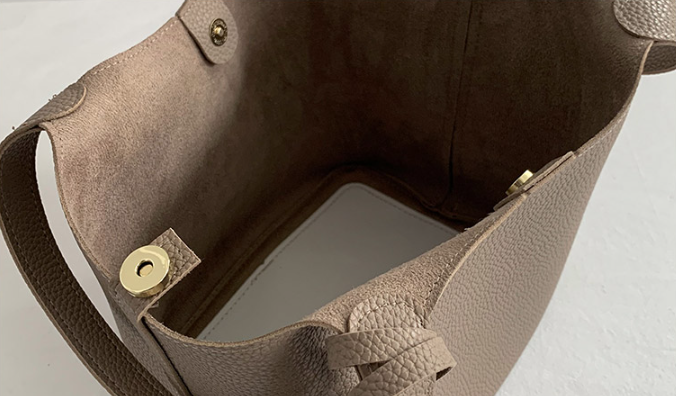 レザー調トートバッグ | 詳細画像23