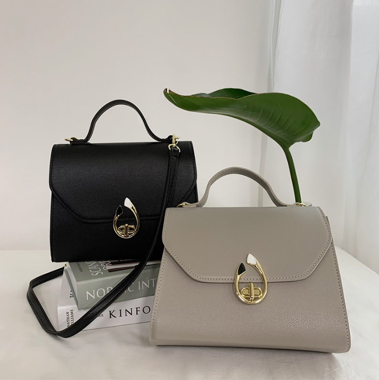 レザー調ショルダーバッグトートバッグ2WAYストラップ付 | 詳細画像9