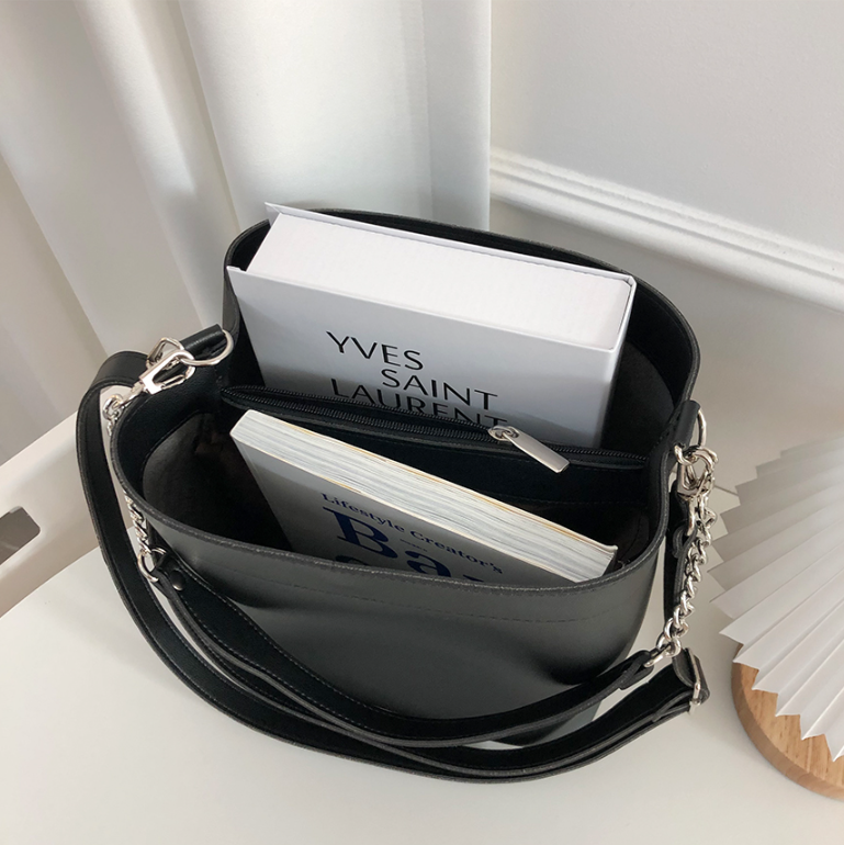 レザー調チェーンショルダーバッグトートバッグ2WAYストラップセット(バックルあり) | 詳細画像9