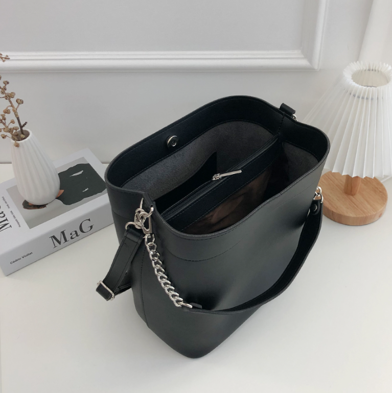 レザー調チェーンショルダーバッグトートバッグ2WAYストラップセット(バックルあり) | 詳細画像12