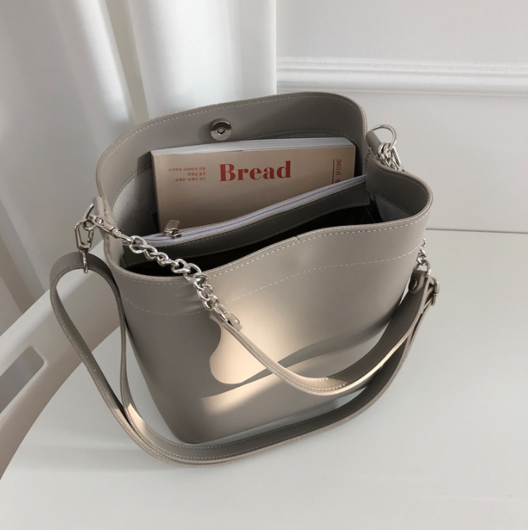 レザー調チェーンショルダーバッグトートバッグ2WAYストラップセット(バックルあり) | 詳細画像15