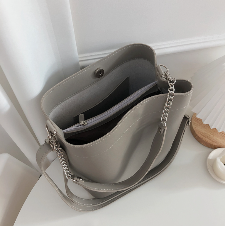 レザー調チェーンショルダーバッグトートバッグ2WAYストラップセット(バックルあり) | 詳細画像17