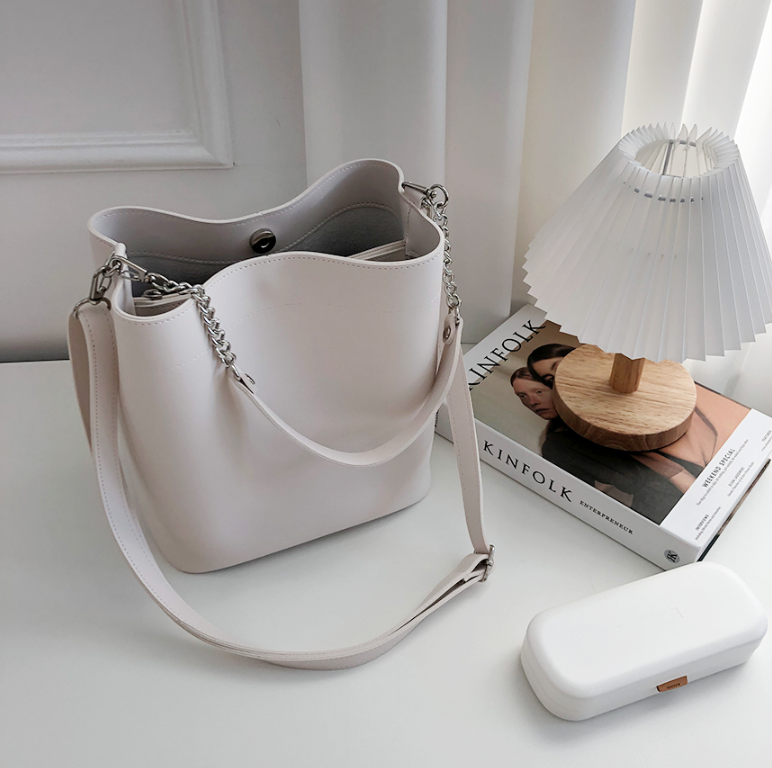 レザー調チェーンショルダーバッグトートバッグ2WAYストラップセット(バックルあり) | 詳細画像18