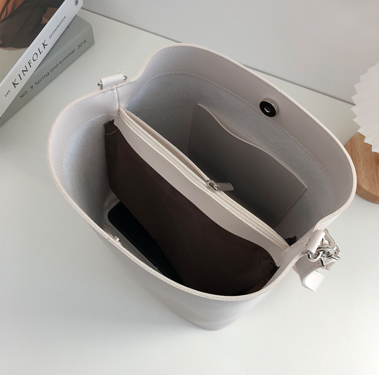 レザー調チェーンショルダーバッグトートバッグ2WAYストラップセット(バックルあり) | 詳細画像23