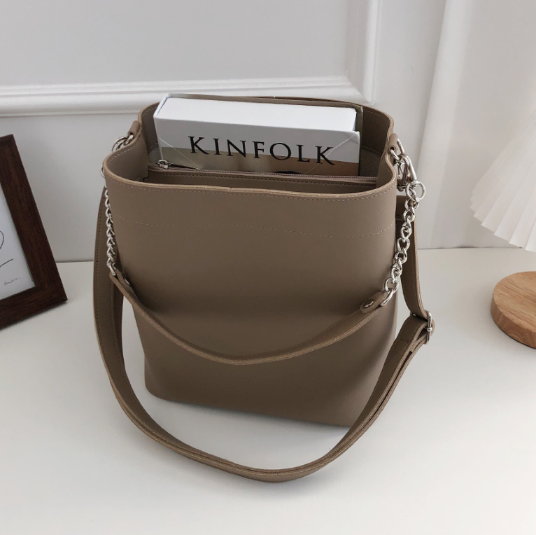 レザー調チェーンショルダーバッグトートバッグ2WAYストラップセット(バックルあり) | 詳細画像24