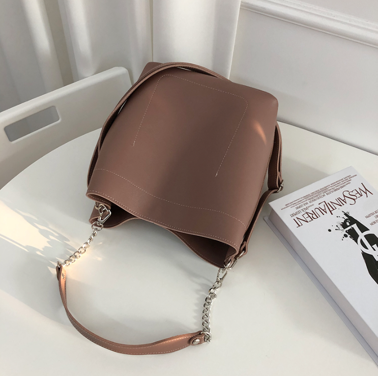 レザー調チェーンショルダーバッグトートバッグ2WAYストラップセット(バックルあり) | 詳細画像33