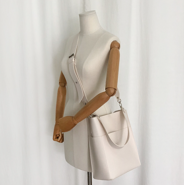 レザー調ショルダーバッグトートバッグ2WAYストラップセット(バックルあり) | 詳細画像4