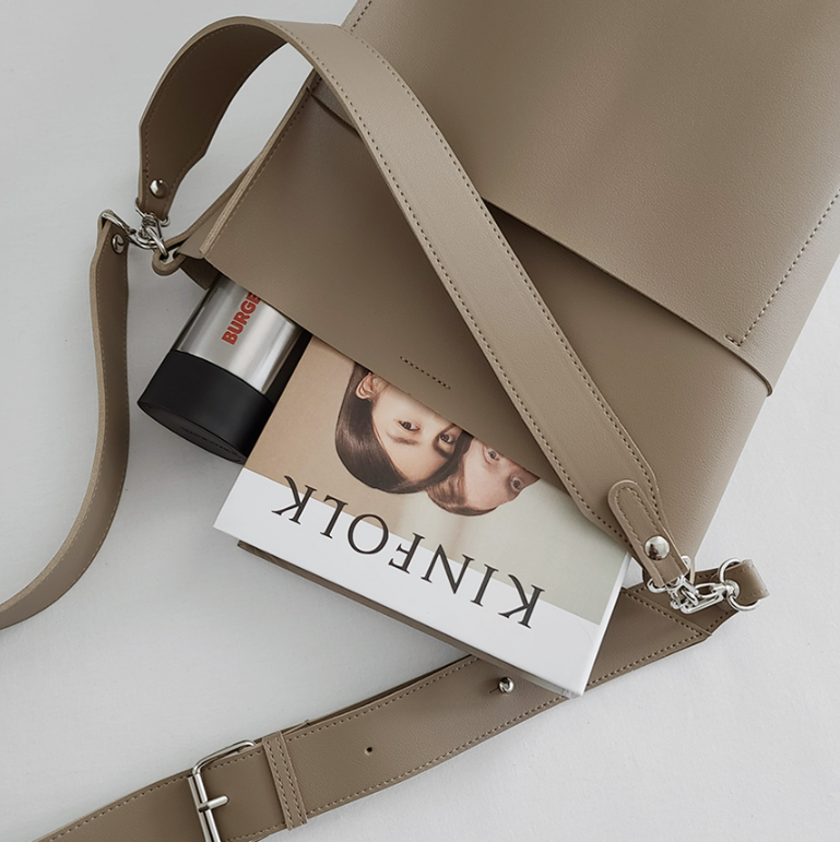 レザー調ショルダーバッグトートバッグ2WAYストラップセット(バックルあり) | 詳細画像13